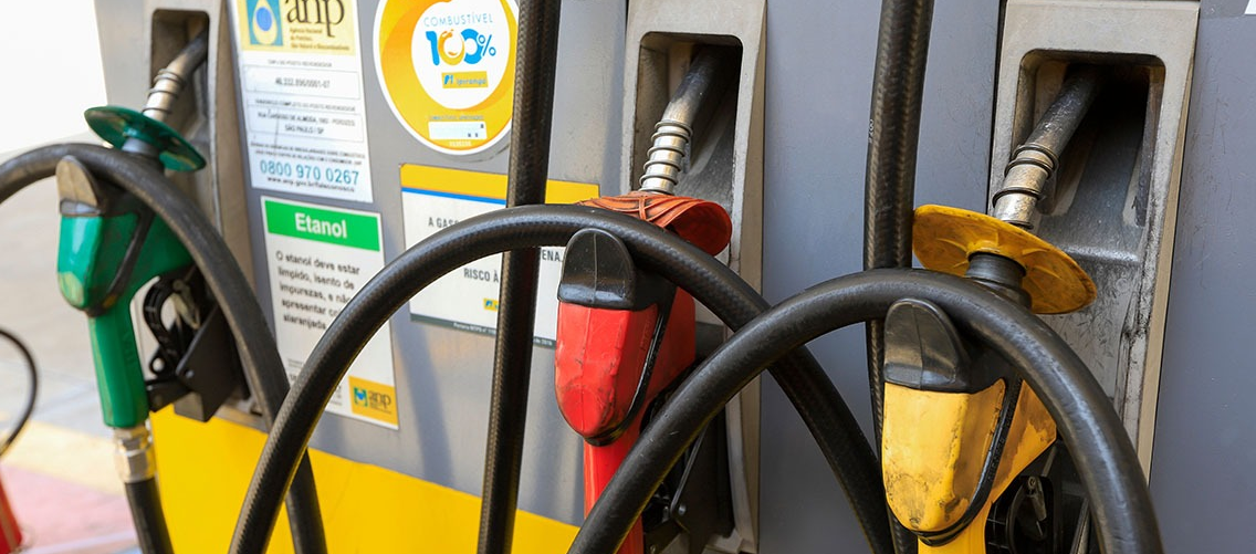 Vendas de combustíveis batem recorde em Minas Gerais, impulsionadas por etanol