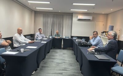 Conselho das Associadas BRASILCOM se reúne para prestação de contas e traçar estratégias (abril 2025)