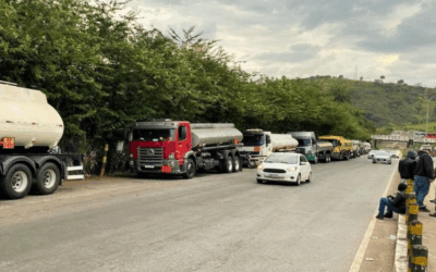Caminhoneiros entram em greve em Minas e podem afetar distribuição de combustível; acompanhe