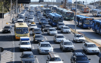 É lei: isenção de IPVA para carros movidos a etanol, além de híbridos produzidos em Minas