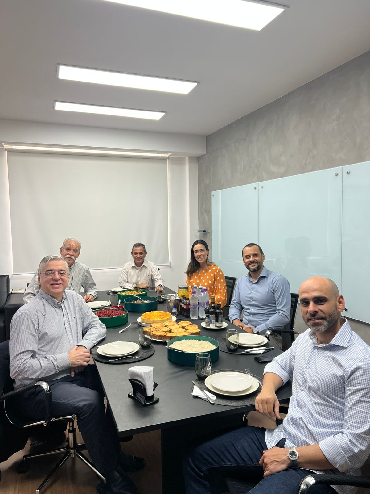 BRASILCOM firma parceria estratégica com o consultor José Mauro Coelho (setembro 2025)