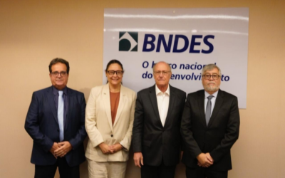 BRASILCOM se reúne com o vice Geraldo Alckmin