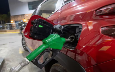 Gasolina começa 2026 mais cara com aumento de ICMS; veja preço por estado