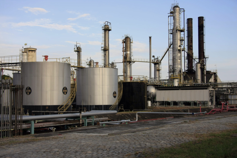 Frentes parlamentares saem em defesa da ANP em julgamento de recurso da Refit