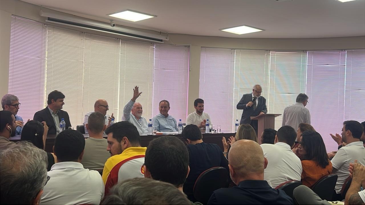 BRASILCOM prestigia posse da nova diretoria do Recap