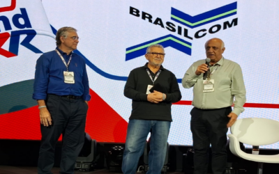 BRASILCOM homenageia presidente do SindTRR