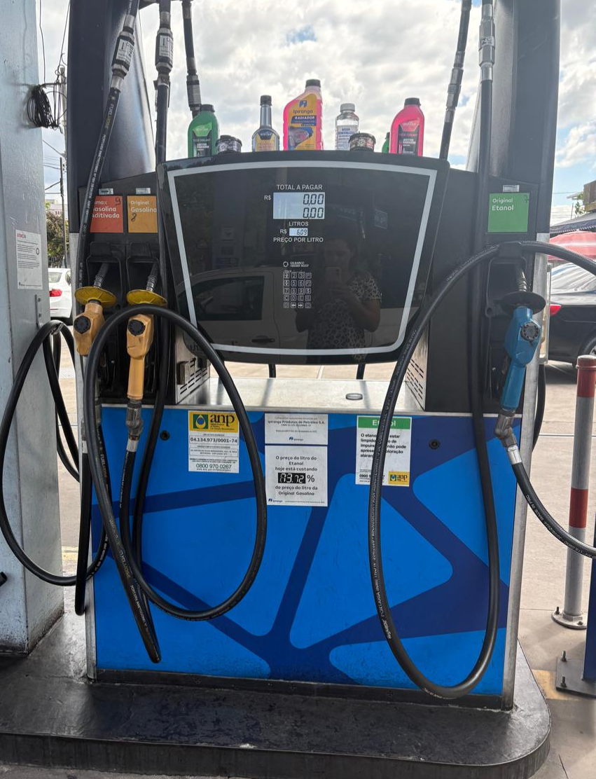 Governo vai elevar mistura de etanol na gasolina para 32% para zerar importações, diz ministro de Minas e Energia
