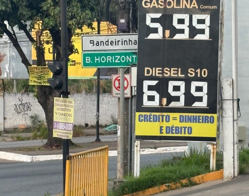 Combustíveis: Governo finge que o mercado funciona enquanto o destrói por dentro