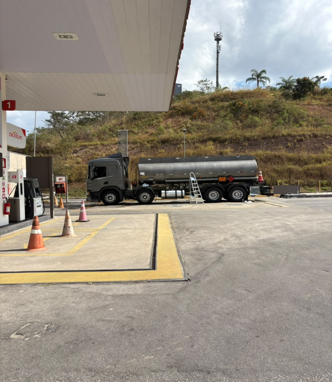 Após ameaça de greve dos caminhoneiros, governo promete aprovar MP do Frete